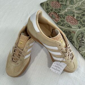adidas Women Beige White Gazelle-Style Sneakers